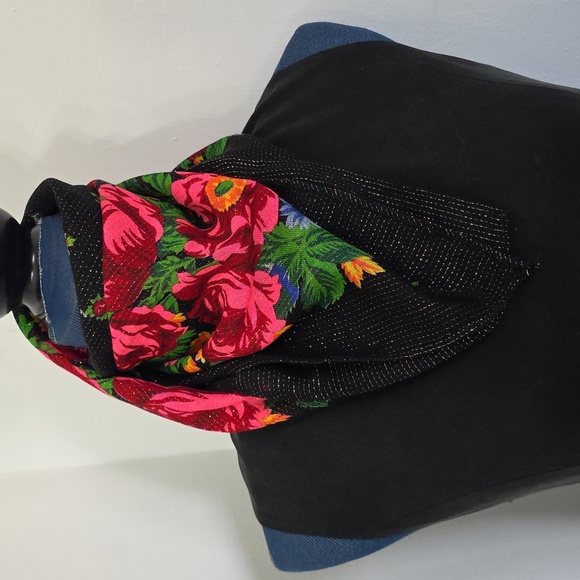 Vintage Hand Screen Printed Floral Birgin Wool Scard - Picture 9 of 10